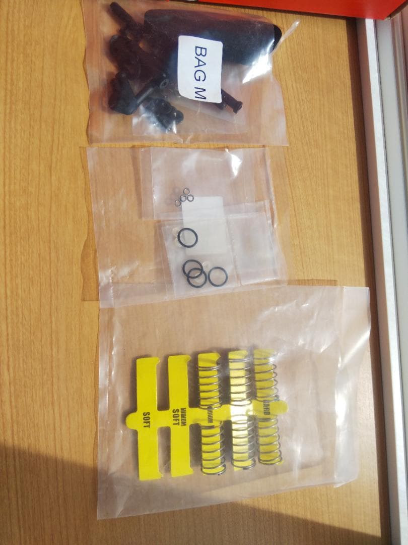 ウスカニ PDSH 組み立て済み未使用