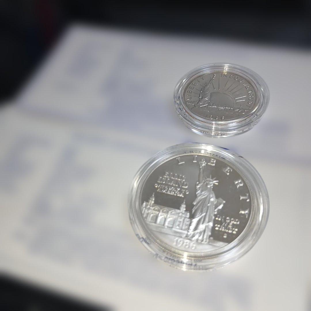B*M様 1986年 アメリカ銀貨2枚セット