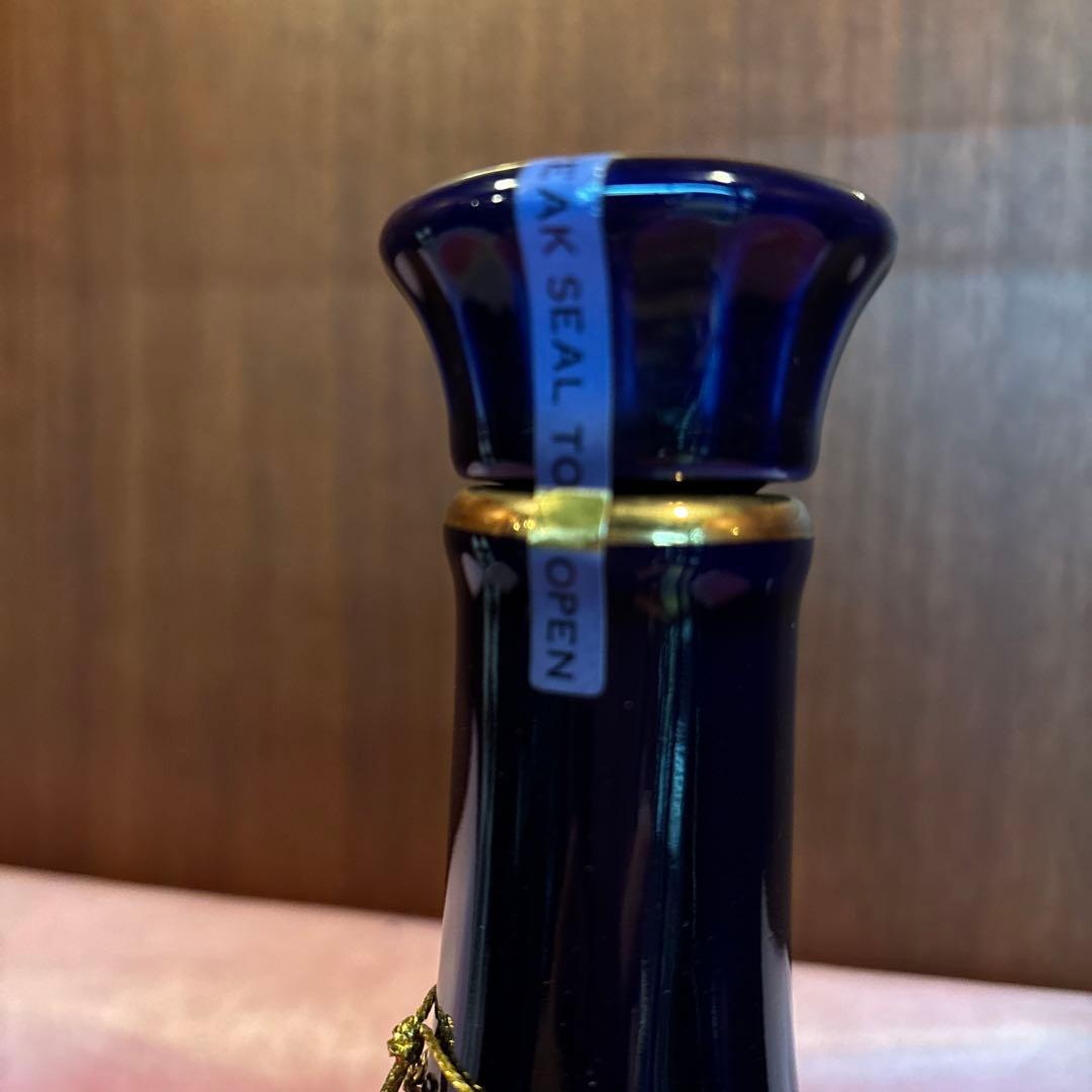 ツ*キ様 ウイスキー ホワイト＆マッカイ 30年 陶器ボトル