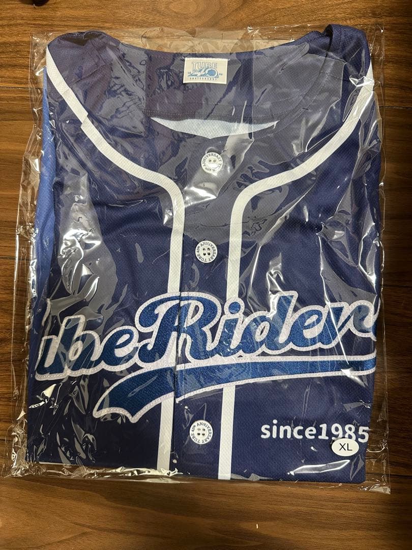 新品未開封　TUBE 40周年限定ファンクラブユニフォーム XLサイズ