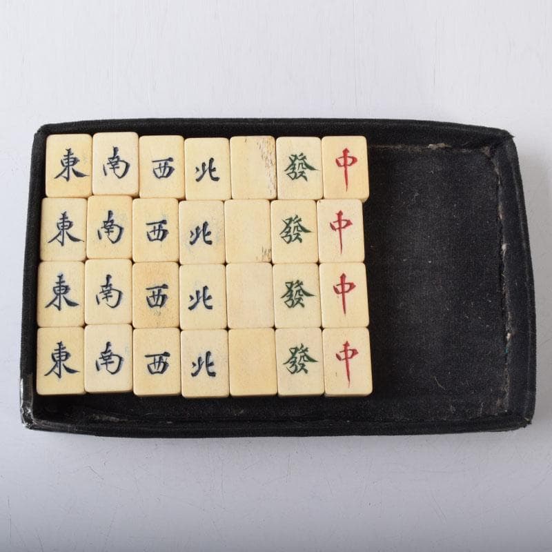 中国　竹嵌　骨牌　背竹牌　麻雀牌　皮製ケース付　V　7447