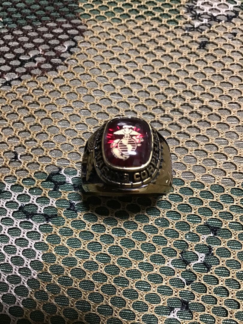 米軍放出品実物　海兵隊カレッジリング　BALFOUR GT 中古品1