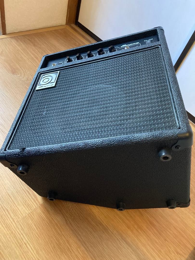 Ampeg BA-108 ベース用アンプ