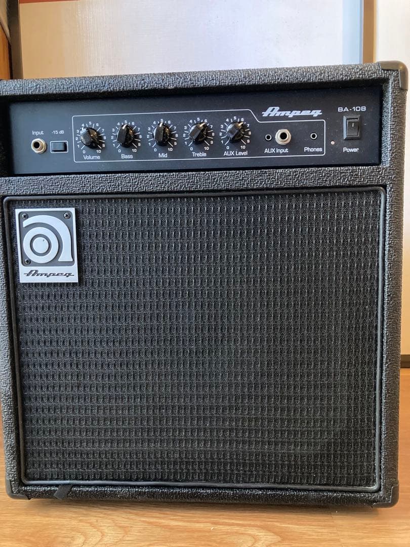 Ampeg BA-108 ベース用アンプ