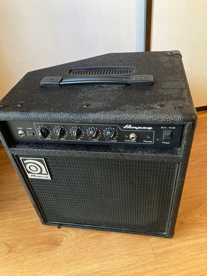 Ampeg BA-108 ベース用アンプ
