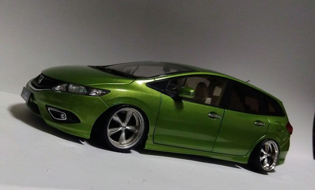 ホンダジェイド 左ハンドル仕様　1/18