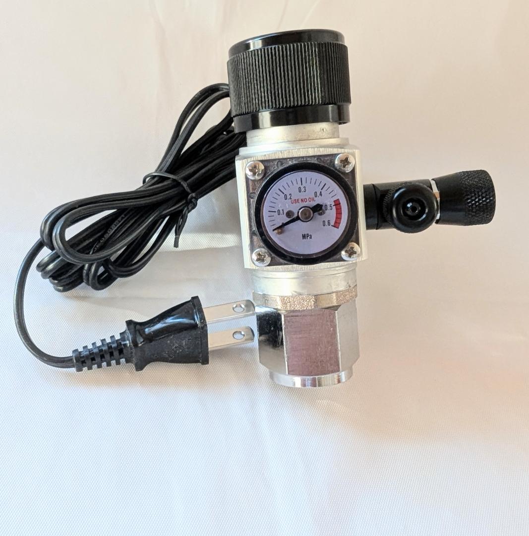 CO2レギュレーター WPW RG-05 電磁弁・スピコン付き 大型・小型ボンベ