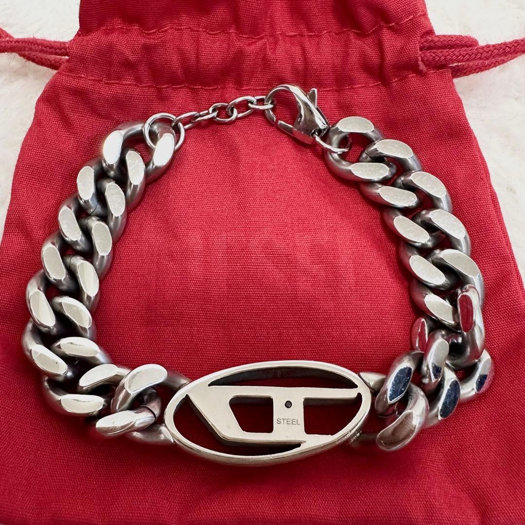 いー✨DIESEL ステンレススチール チェーンブレスレット DX1413