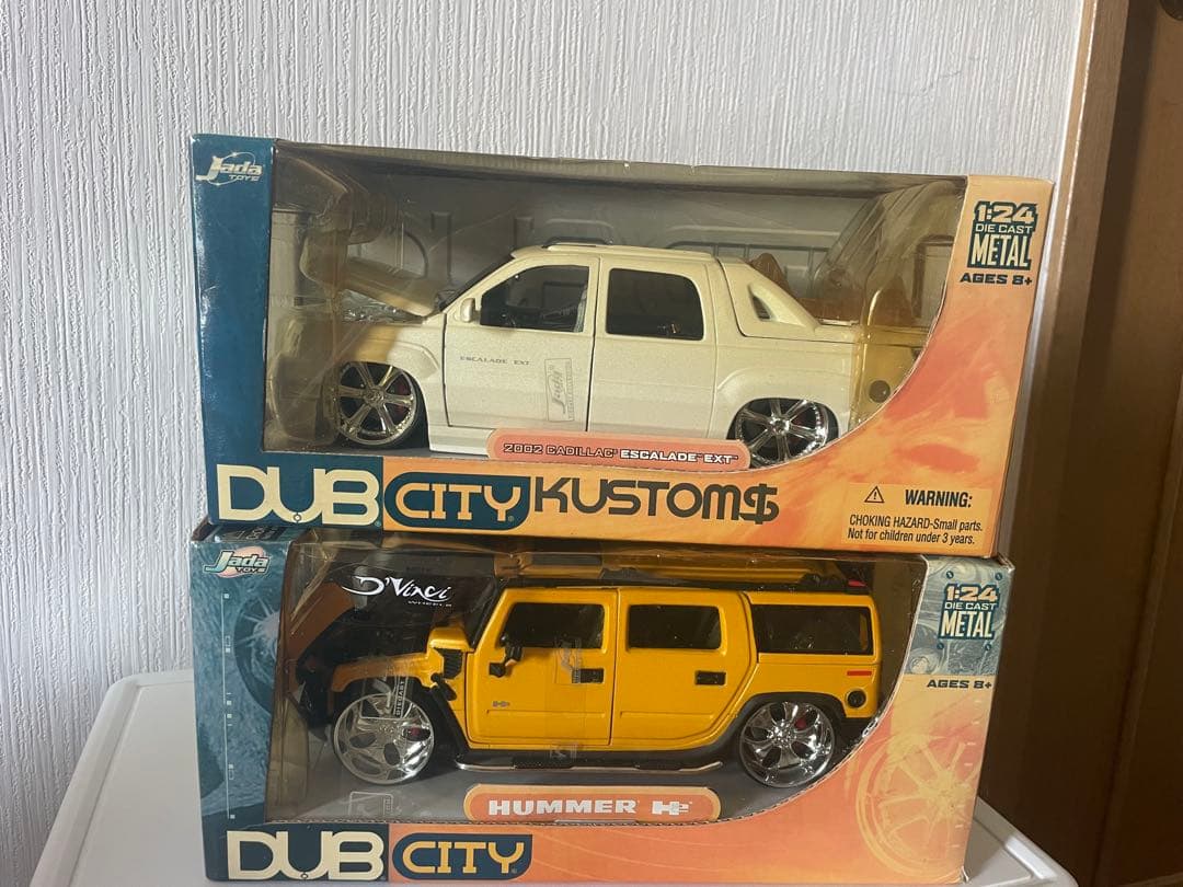 dub city 1/24 ミニカー