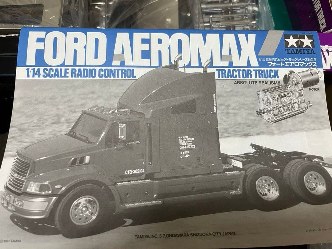 【超希少・限定キット】タミヤ　トレーラーヘッド　フォードエアロマックス