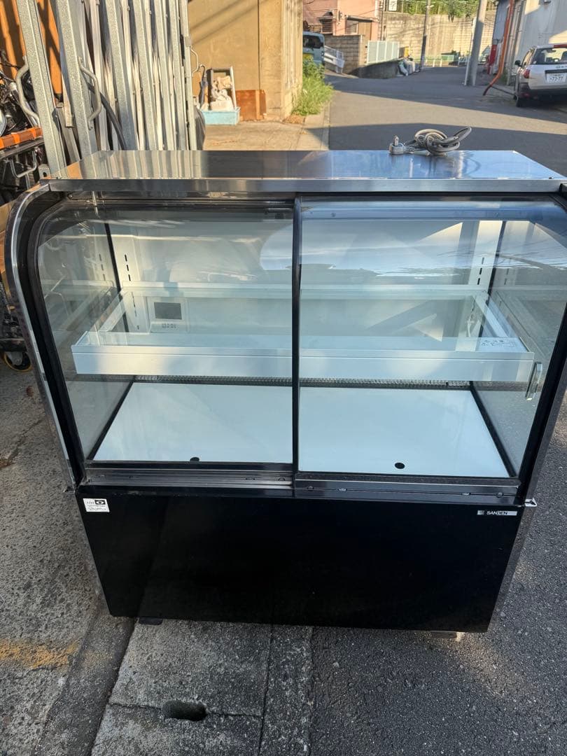 SANDEN 冷蔵対面ショーケース