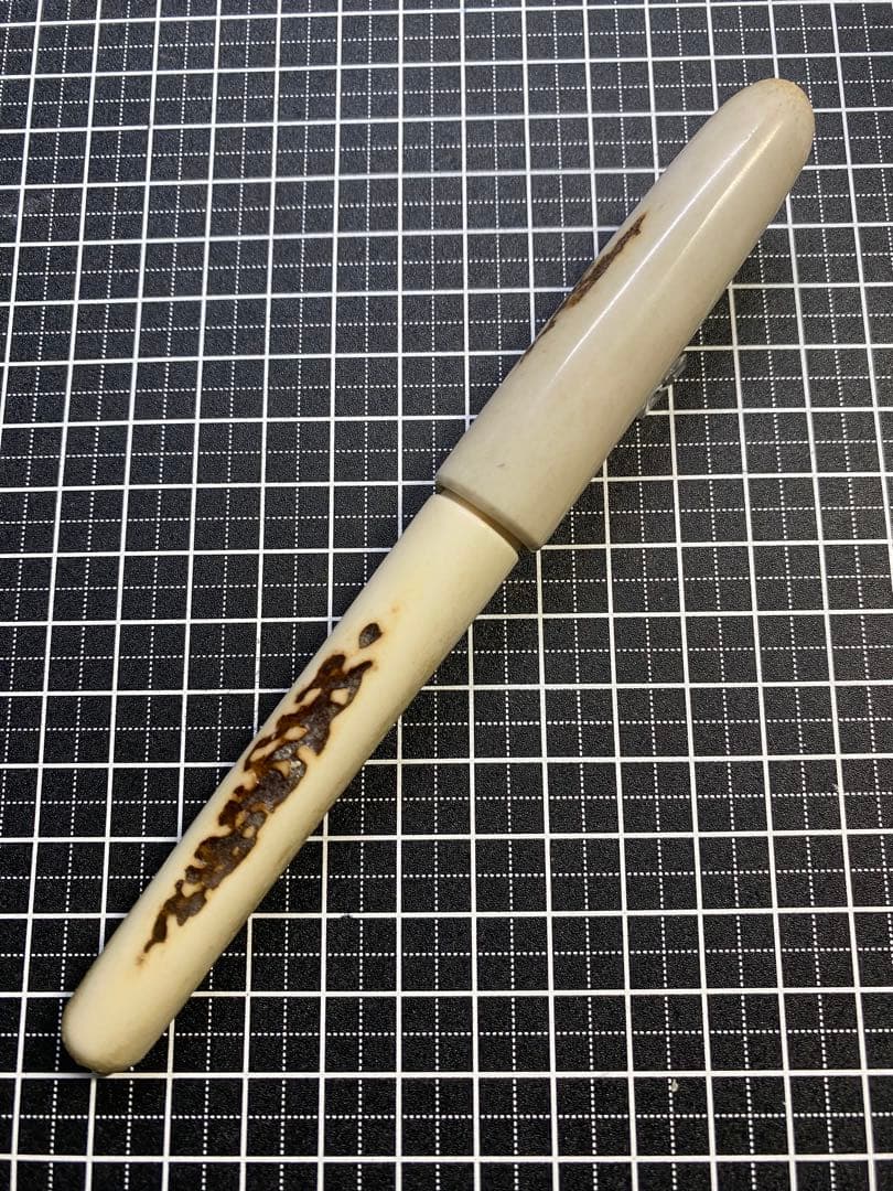 平井木工挽物所　雲舟シリーズ　鹿角　万年筆　字幅F