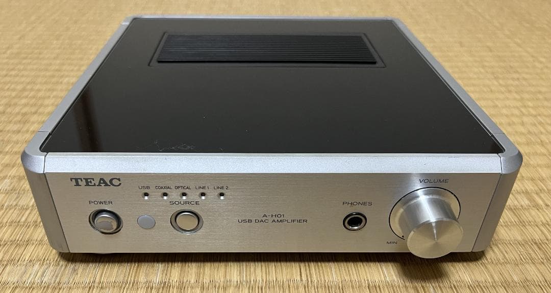 TEAC A-H01-S　ステレオプリメインアンプ、2012年製