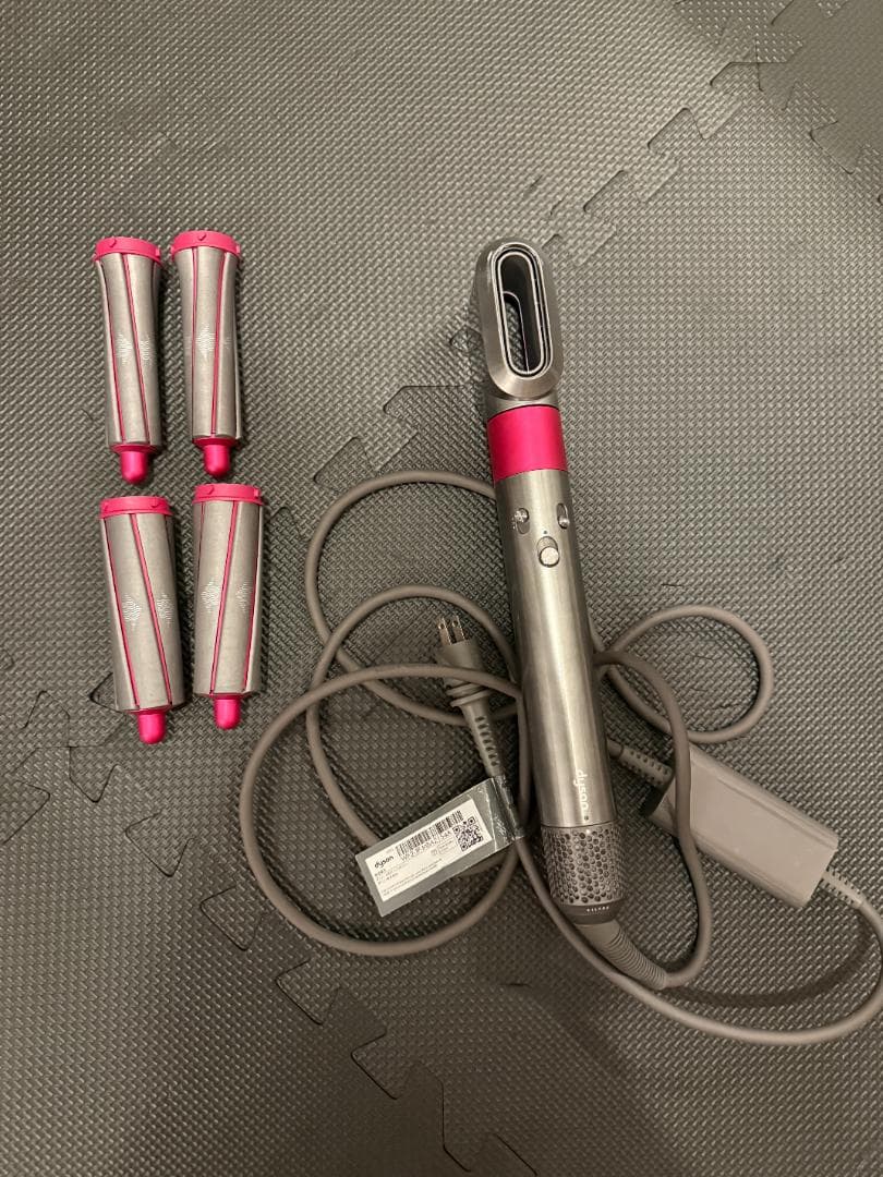 ダイソン　ヘアドライヤー