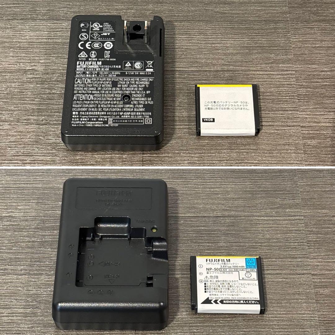 FUJIFILM FINEPIX F70 EXR デジタルカメラ