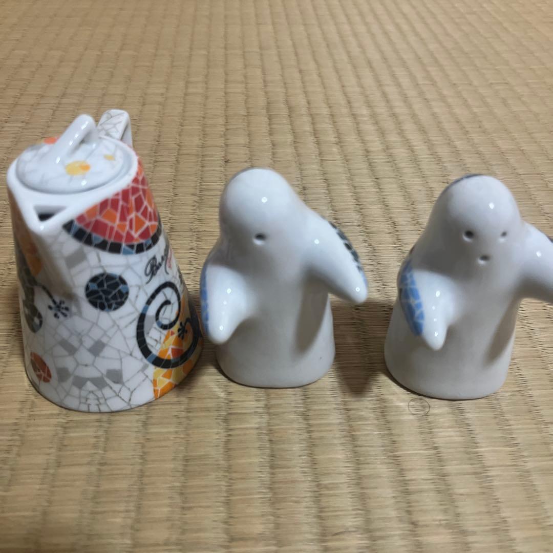 ガウディ　Gaudi 調味料入れ　3点