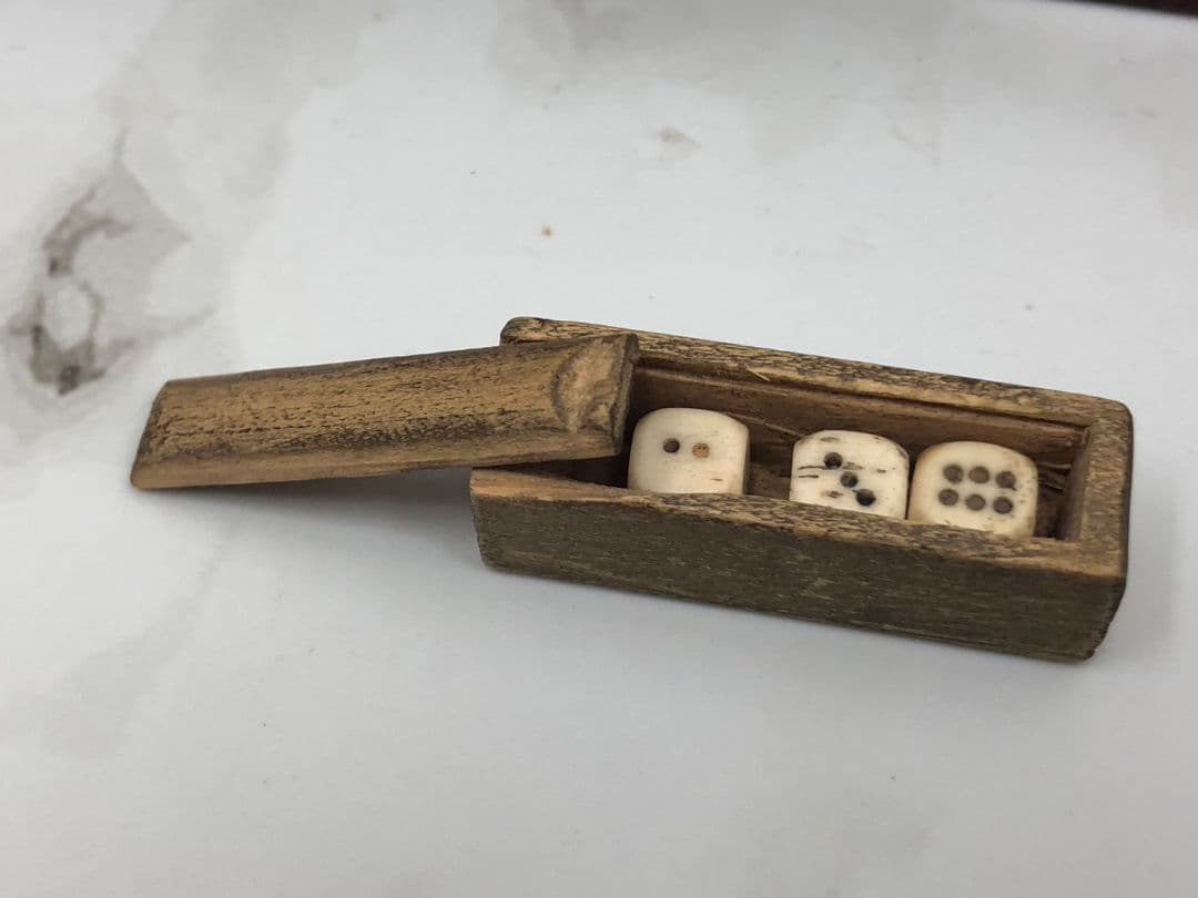 値下げ！麻雀牌　中国美術　唐木箱　背竹　骨牌　骨董品　アンティーク　年代物　希少