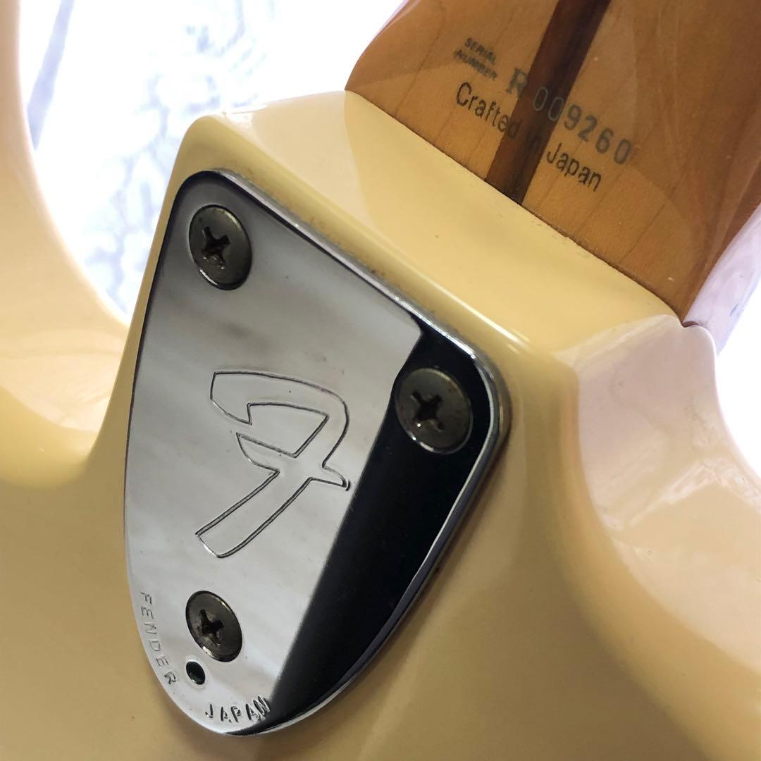 ギター　Fender Japan ST72