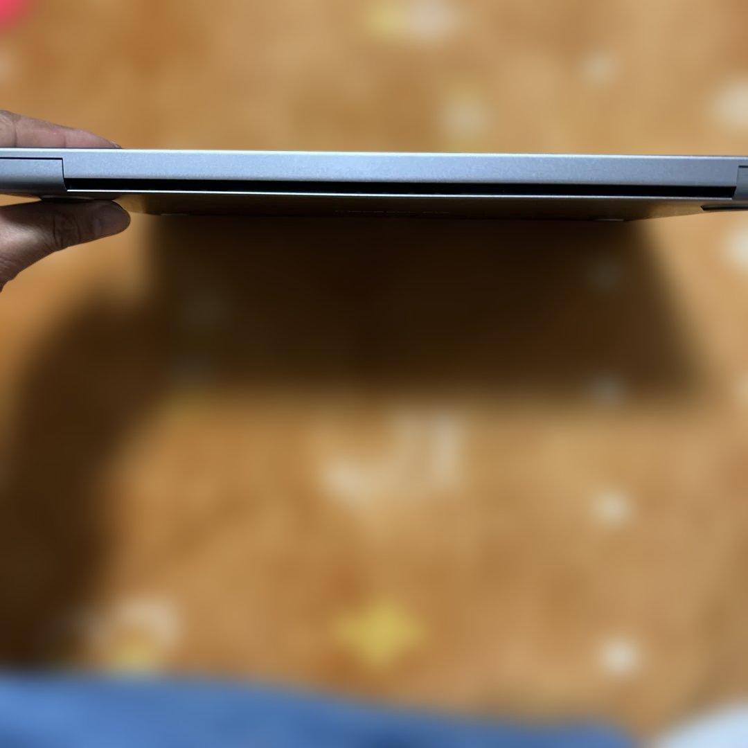 Vladislav Kubarev快速MacBook Pro 14㌅