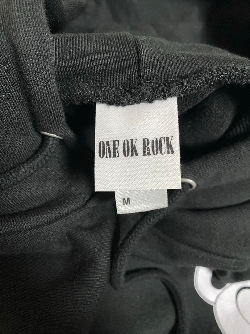 ONEOKROCK 2024 WORLD TOUR プルオーバーパーカー M