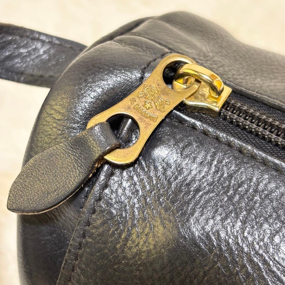 ✨美品✨希少 イルビゾンテ ショルダーバッグ 斜め掛け 筒型 レザー ブラック