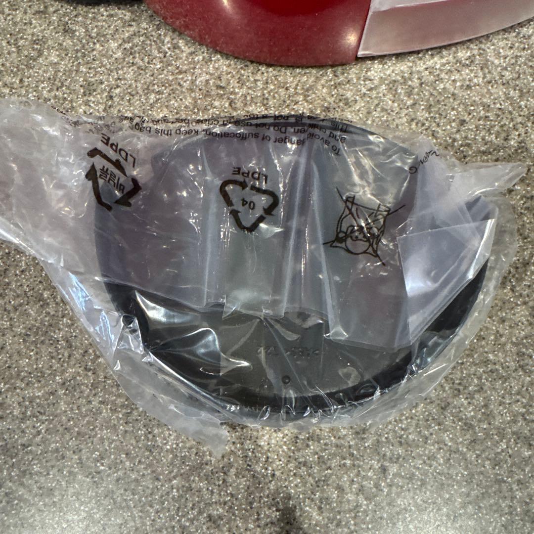 ネスカフェ　ドルチェ　グスト　ジェニオ2 レッド　MD9771 新品