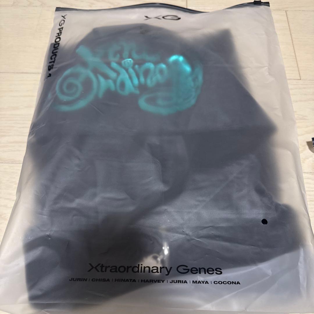 アイドル Velour Zip Hoodie Produced by XG