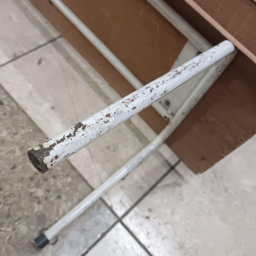 ４３００）小学館　小学一年生　ベンチ　店頭設置品？