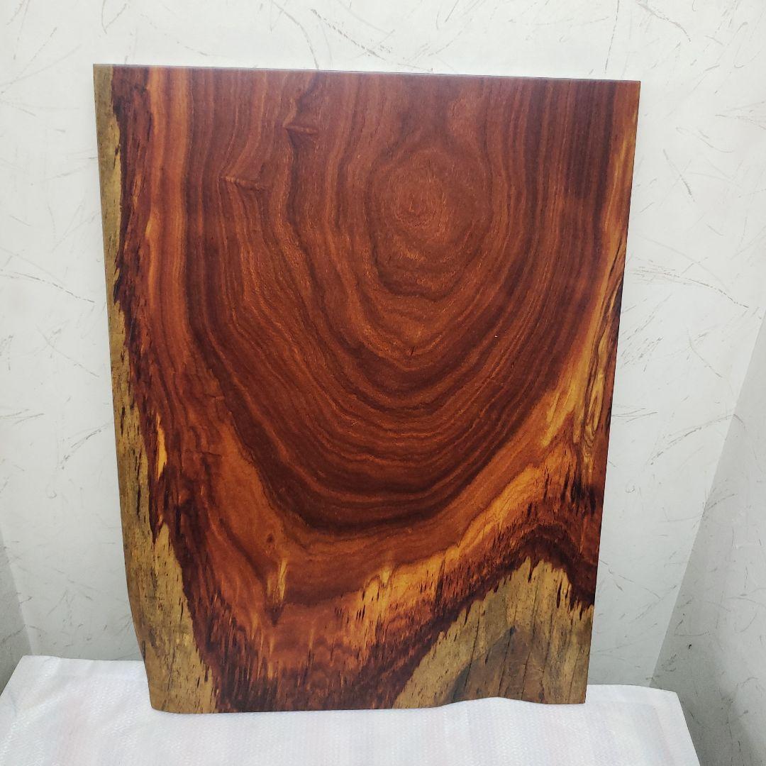 蔵出し特価　紫檀花台　無垢木材板 美しい木目模様　４３×３２×２cm