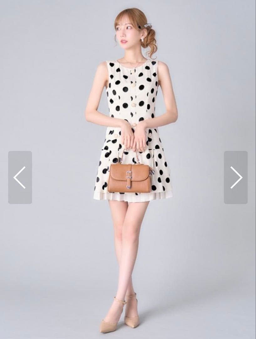 エルケイドレス　ドット柄フレアドレス