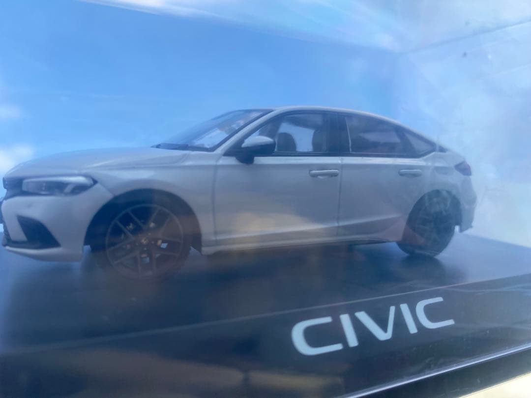 1/43 CIVIC FL1 2021 ホワイト 透明ケース付き