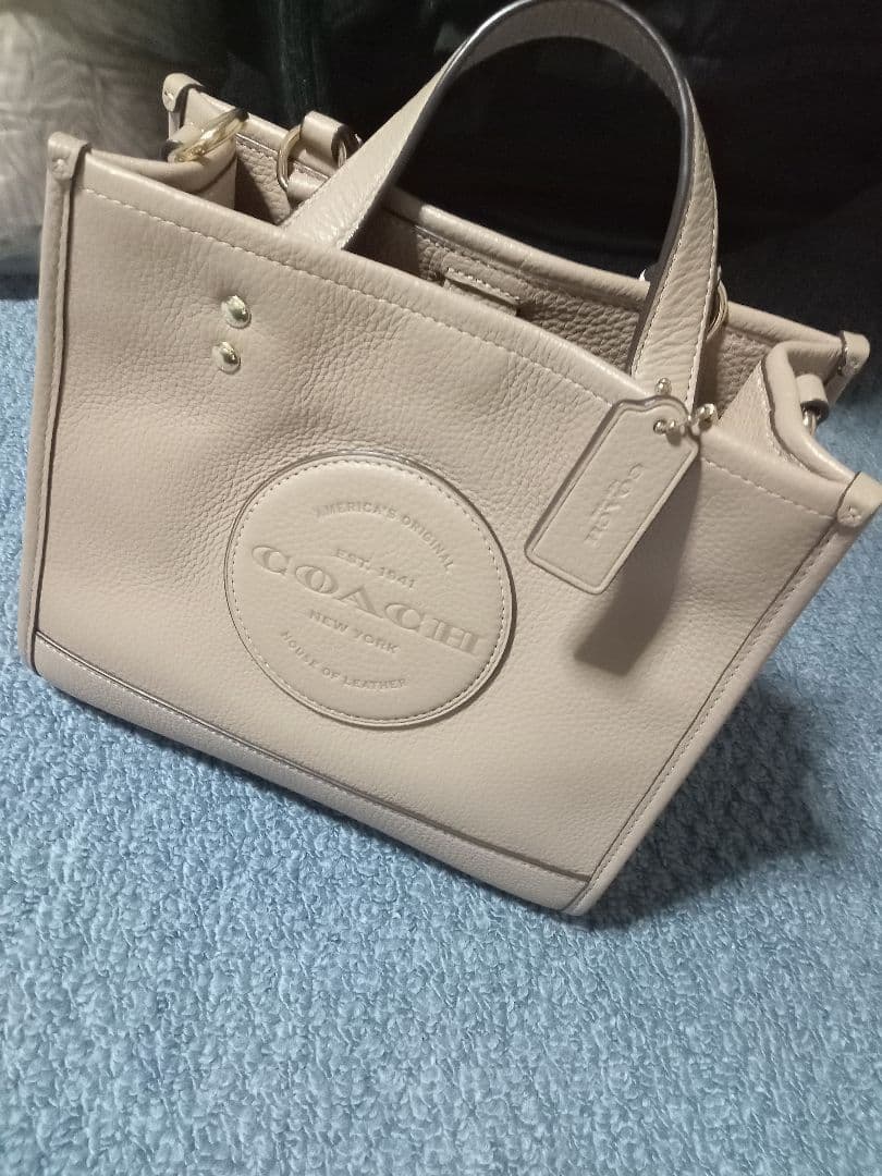 ✱momo✱✦COACH✦ ベージュ ショルダーバッグ