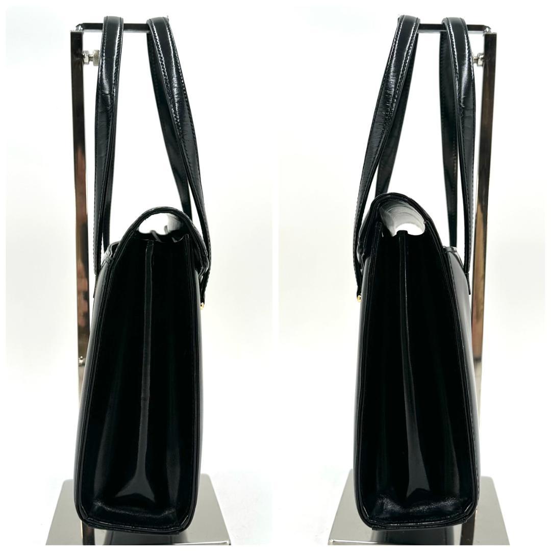 GIVENCHY ジバンシー 4Gロゴ フォーマル ハンドバッグ ゴールド金具