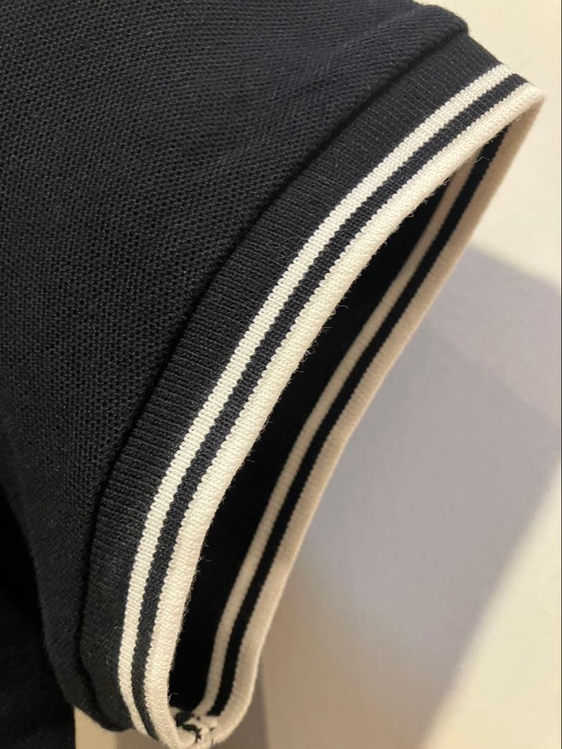 Moncler モンクレール　半袖ポロシャツ