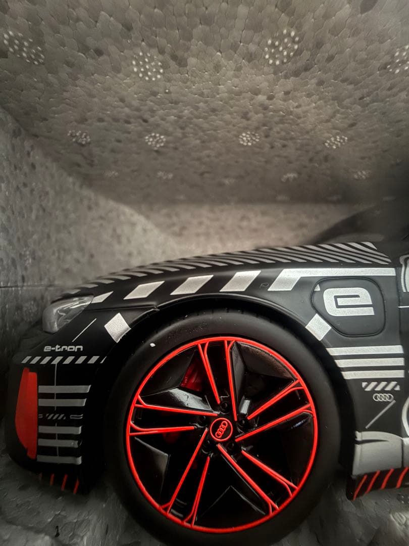 Audi コレクションモデル 1/43 スケール