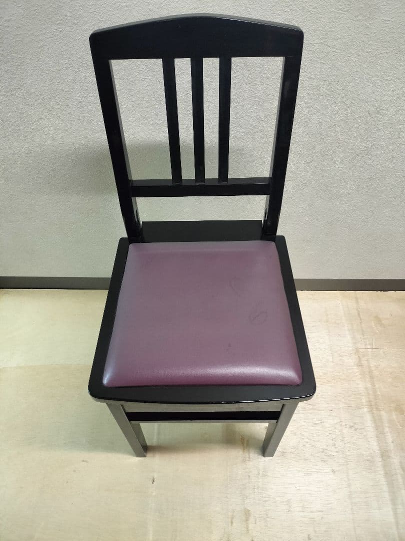 トムソン椅子　ブラック