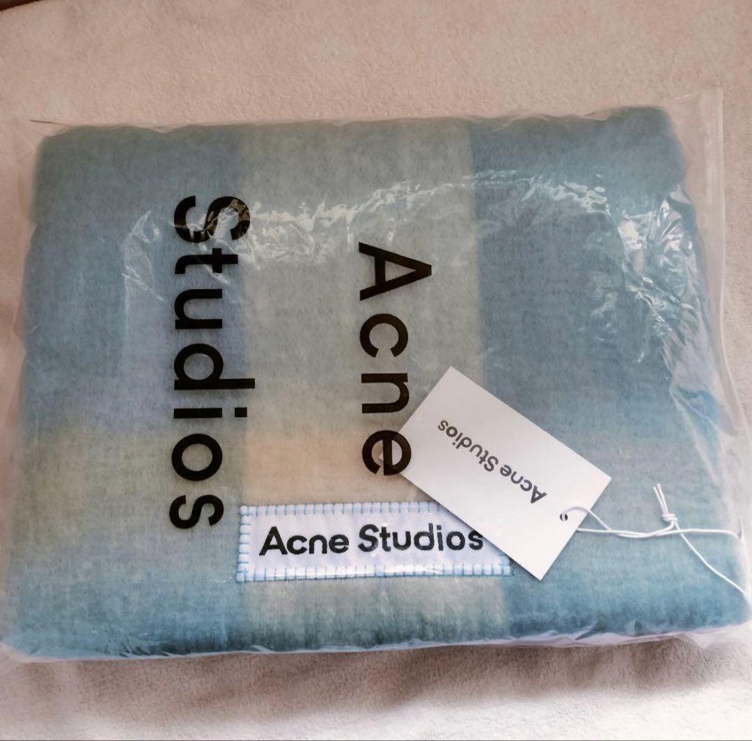 Acne Studios フリンジ付きマフラー