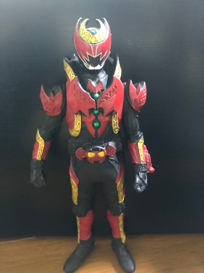 [貴重]仮面ライダーキバ　エンペラーフォーム　レッドバージョン　てれびくん