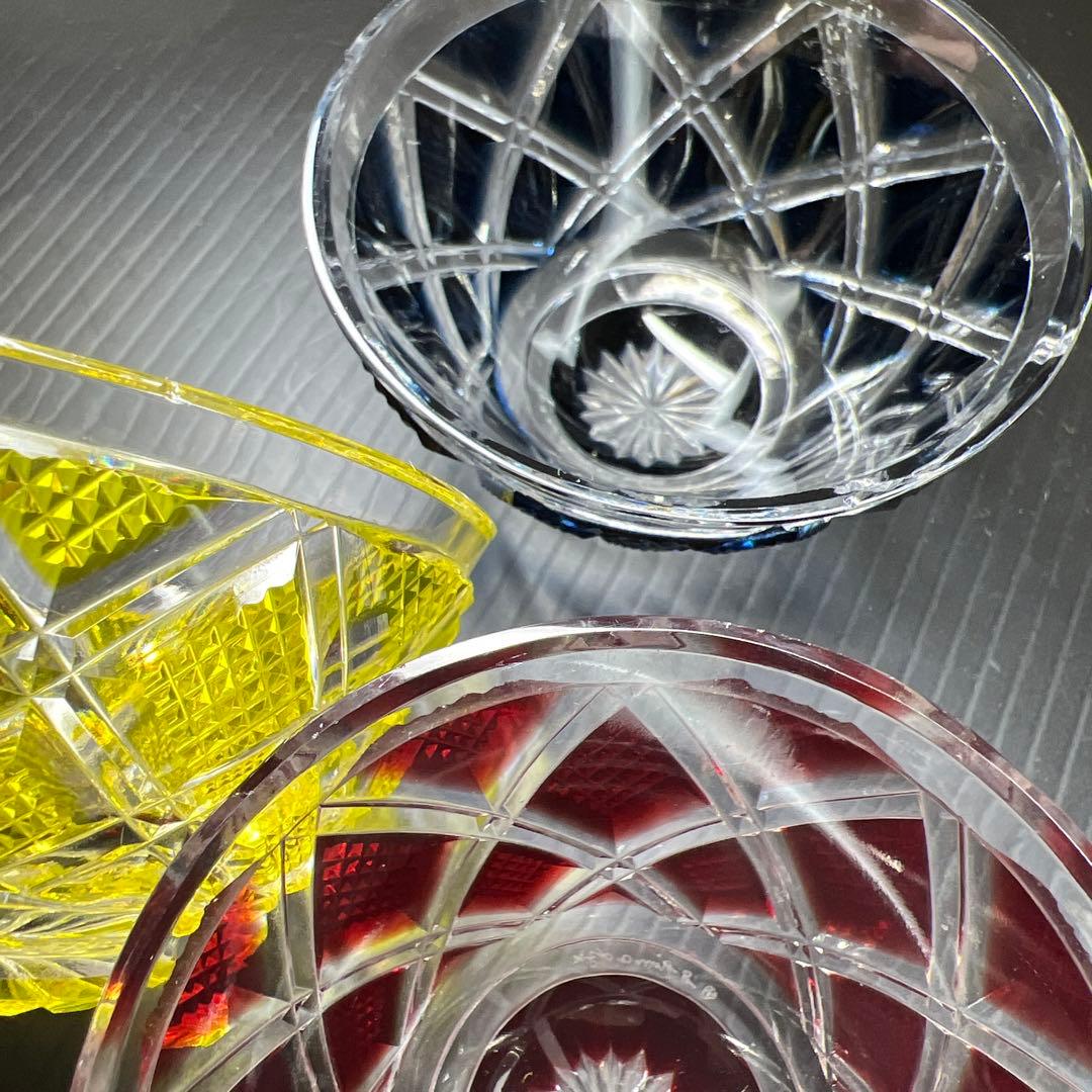 島津磯斉彬　薩摩切子色被せガラス酒杯　共箱　東Y7-1010☆1Fトルサル