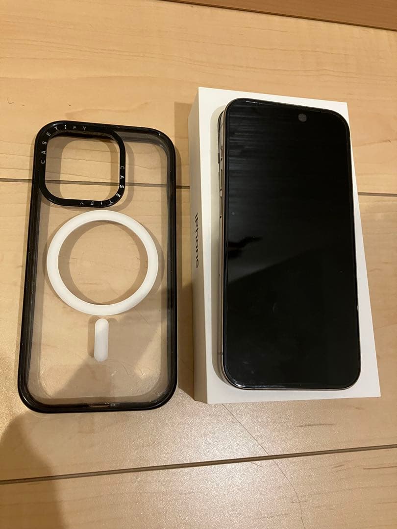 【美品】 iPhone 15 Pro ナチュラルチタニウム 128GB