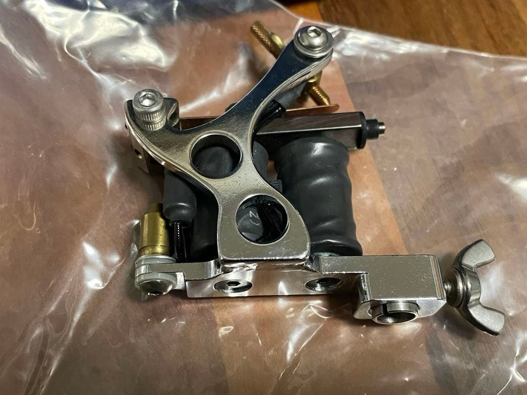 【匿名配送】コイルタトゥーマシン 安定化電源 セット