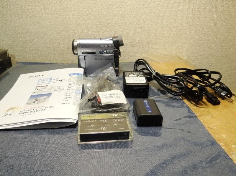 かわいいminiDVビデオカメラDCR-TRV22 送料無料 30