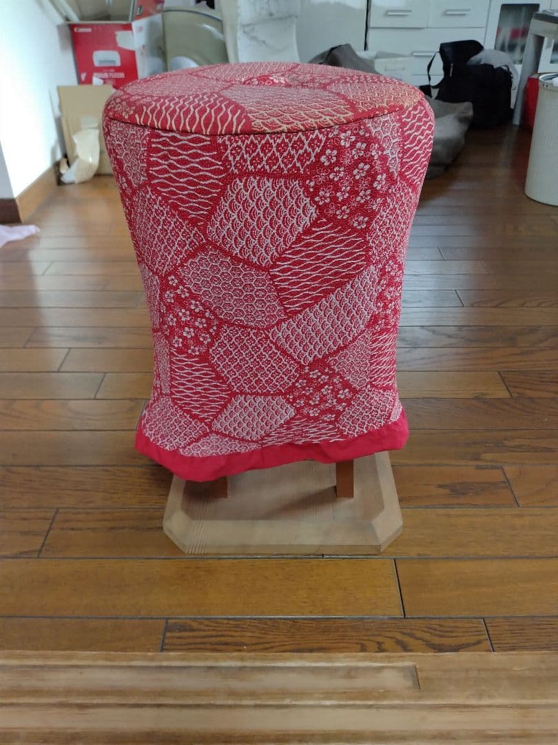 組み紐台、専用カバーつき
