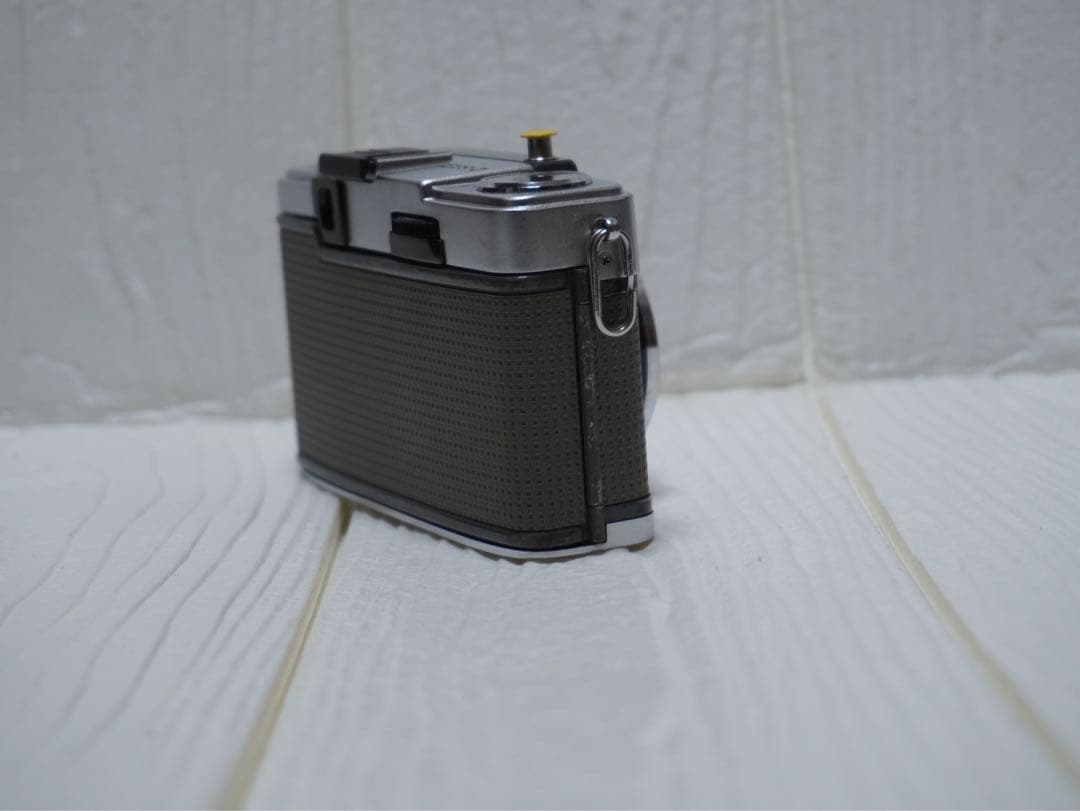 OLYMPUS PEN EES-2ハーフサイズ　コンパクトフィルムカメラ