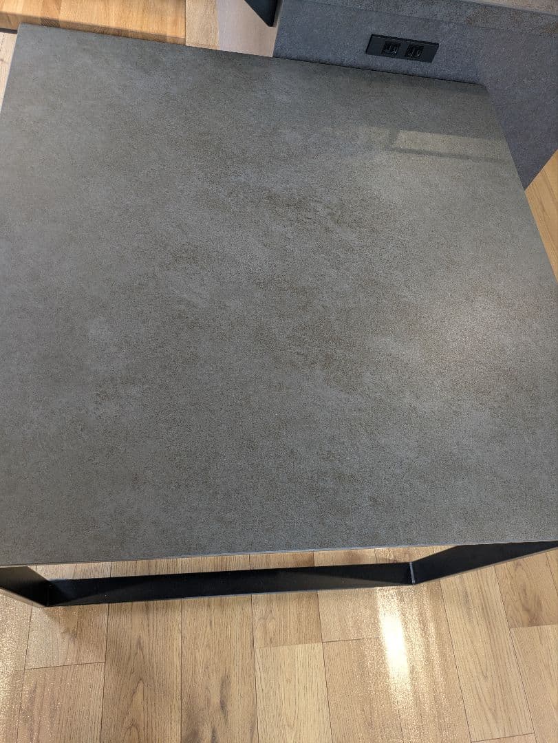 ニトリ　セラミックダイニングテーブル　セラール 85センチ