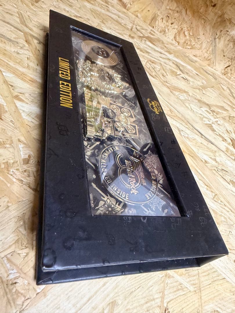 ハードロックカフェ 50 周年記念 ピン限定版 500 ボックスセット