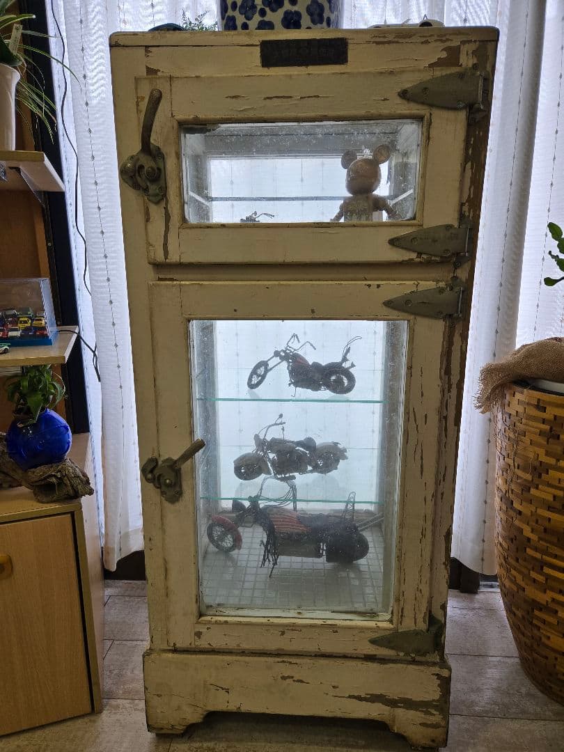 二段式ガラスケース 木製 ホワイト