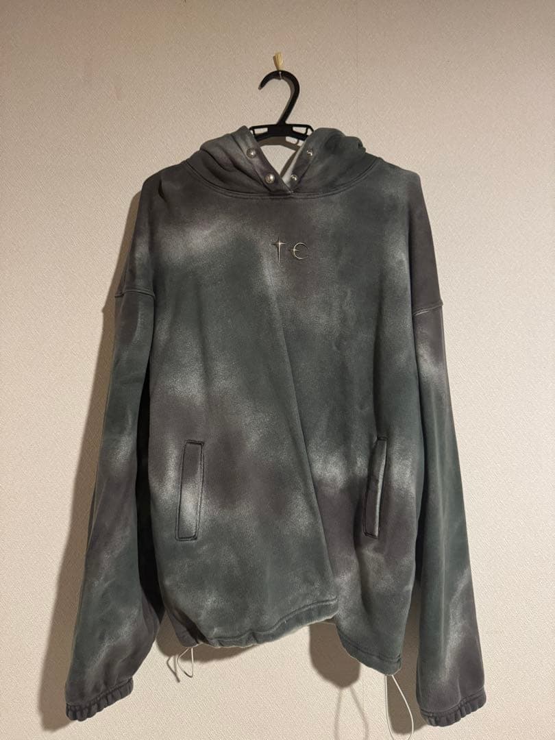 マ*ィ様 Thug Club（サグクラブ）　フーディー