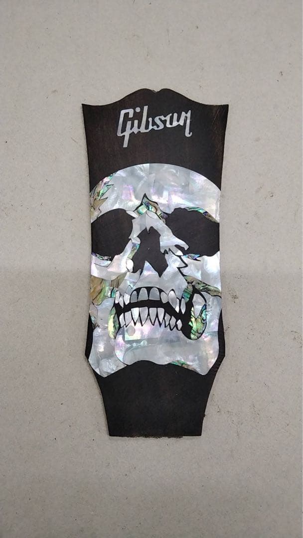 ギブソン　字作り　ヘッドプレート