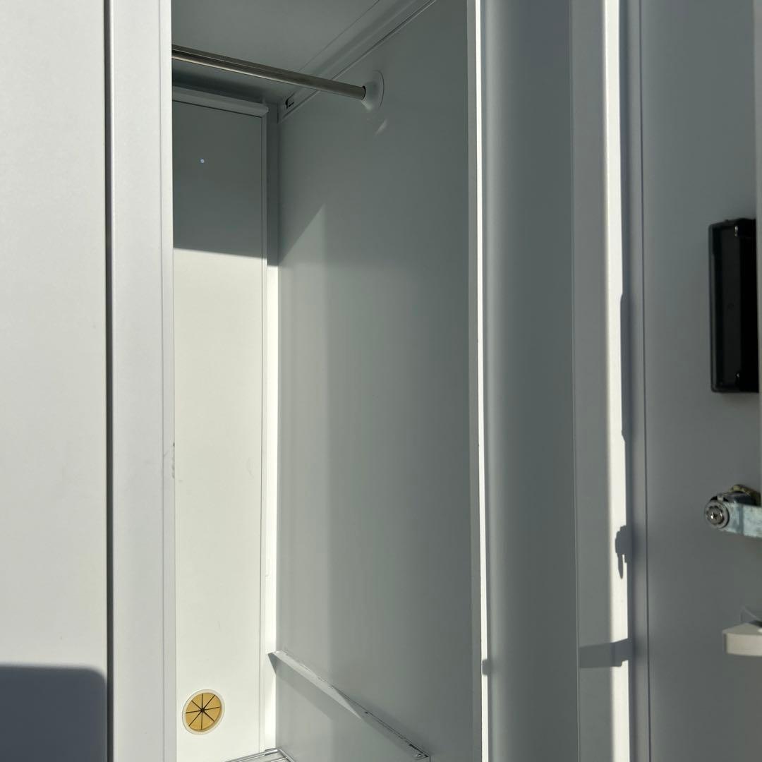 【引き取り限定】スチールロッカー　6人用　オフィス　更衣室　鍵付き